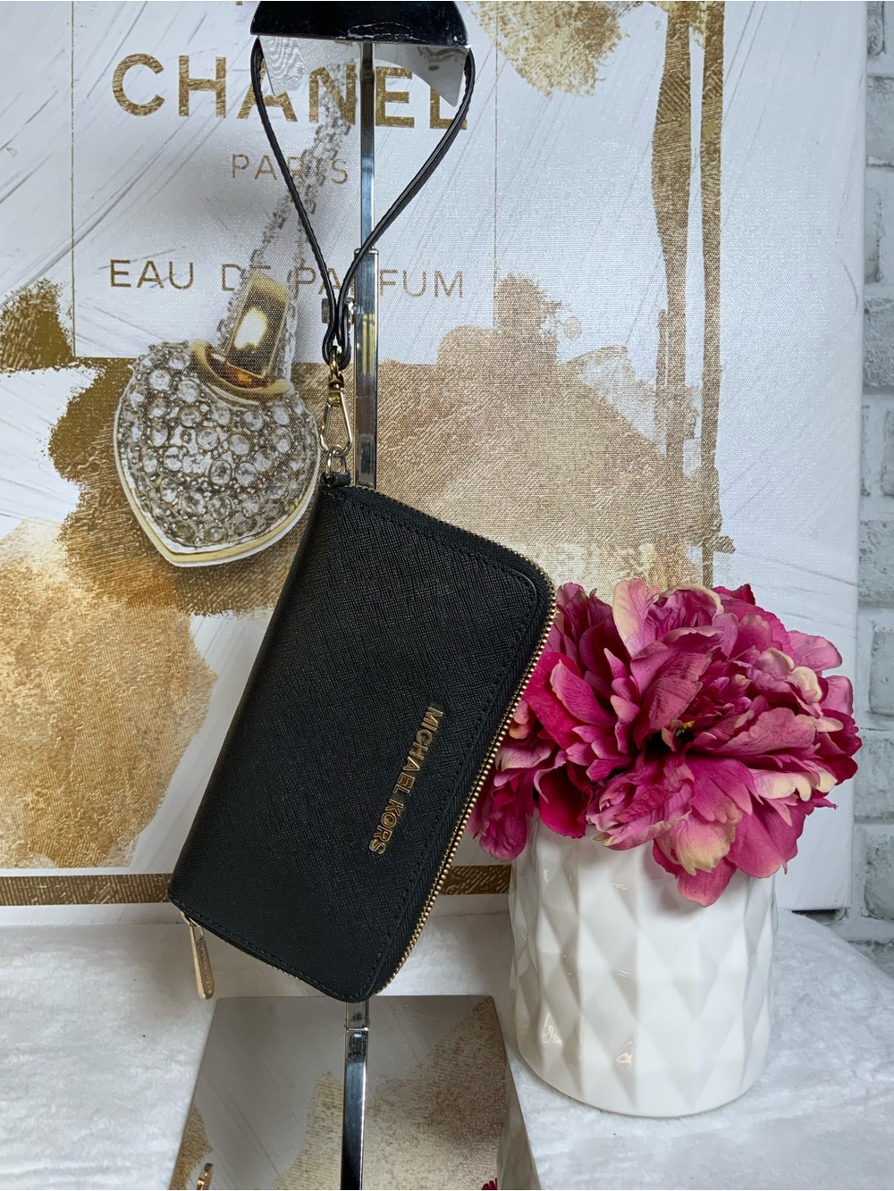 Michael Kors Black Leather Zip Wristlet Wallet